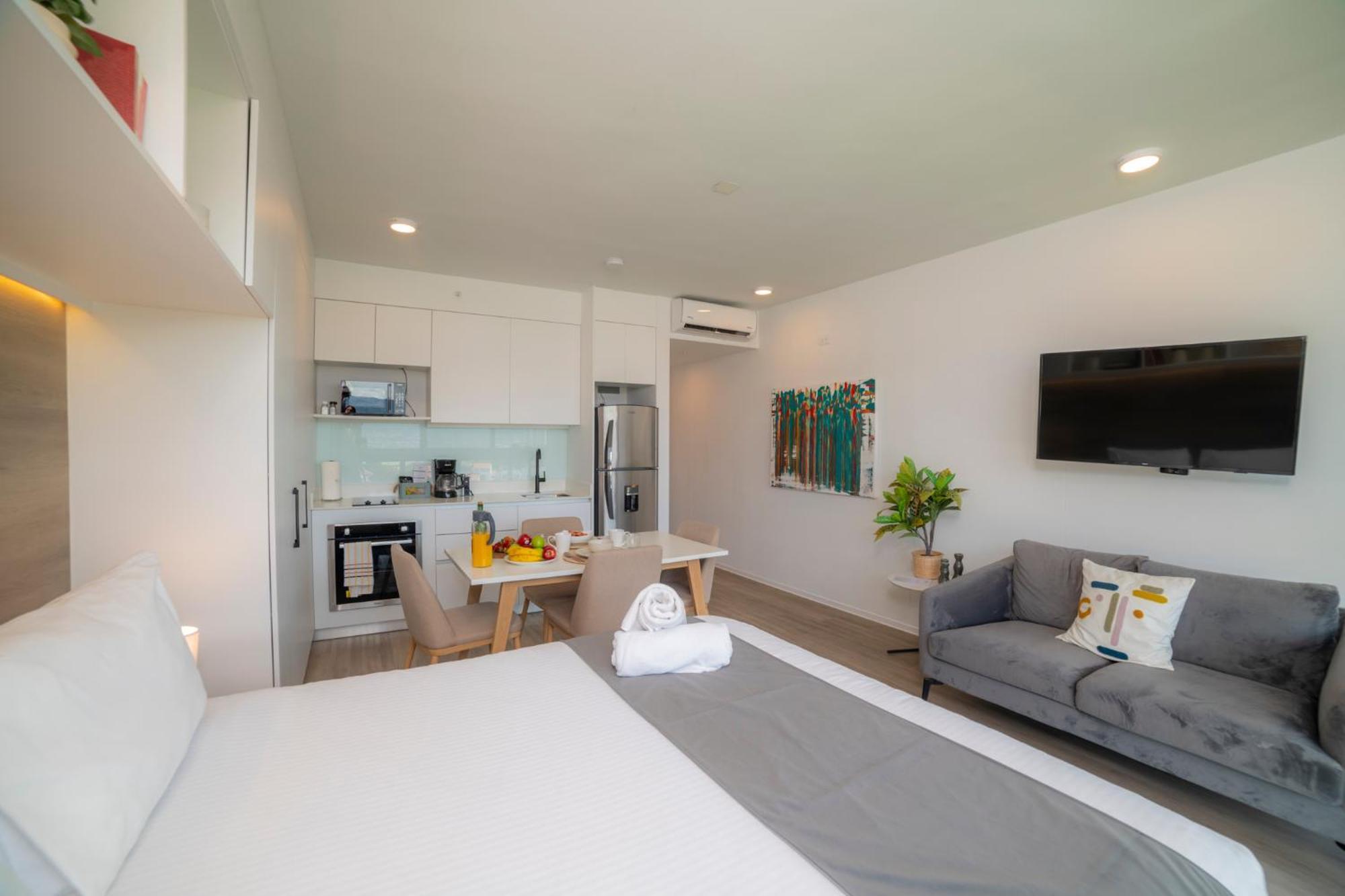 Bee Suites San Jose - Escalante Экстерьер фото