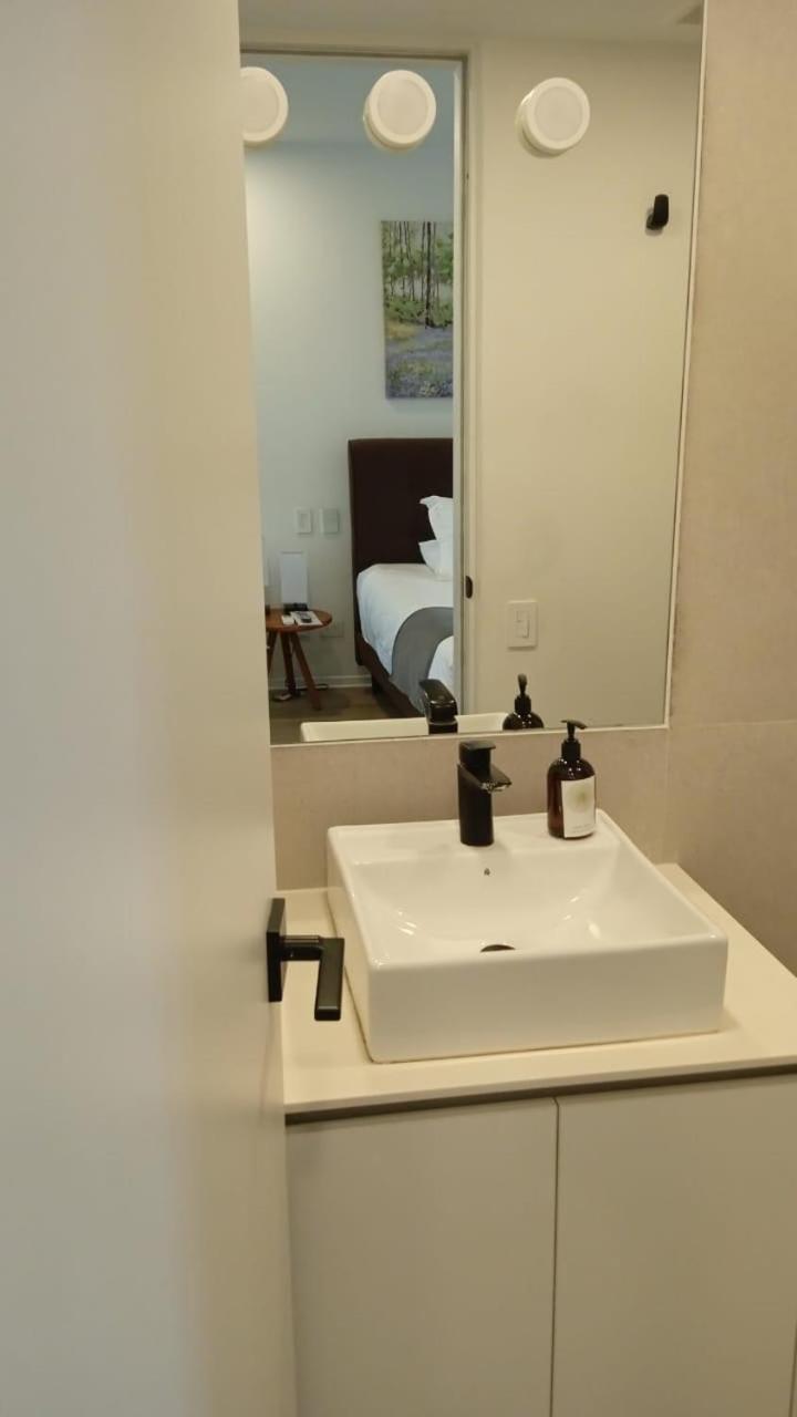 Bee Suites San Jose - Escalante Экстерьер фото