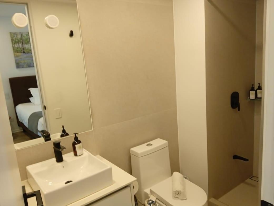Bee Suites San Jose - Escalante Экстерьер фото